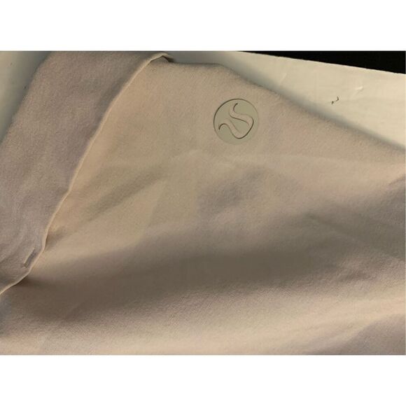 Lululemon Spring Break Away Short *4-way Stretch 3" light chrome small W7ashs - Picture 3 of 3